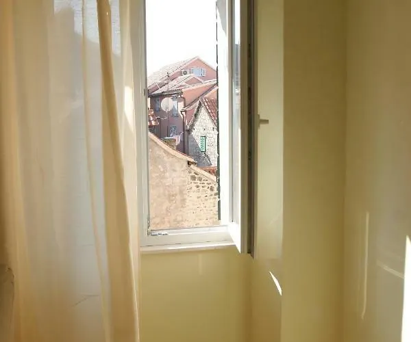 Sara Cosmo Apartment *