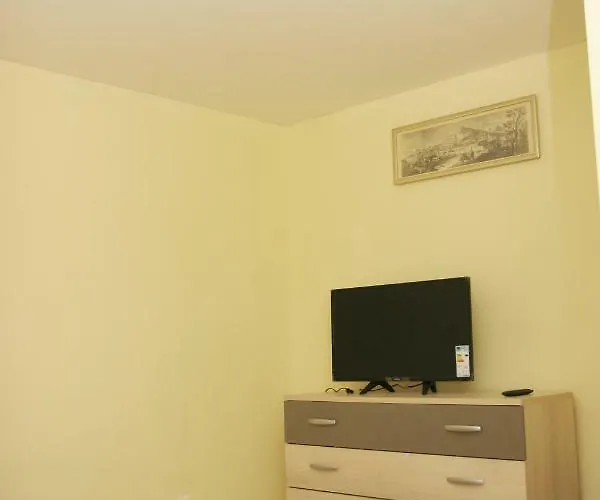 Sara Cosmo Apartment